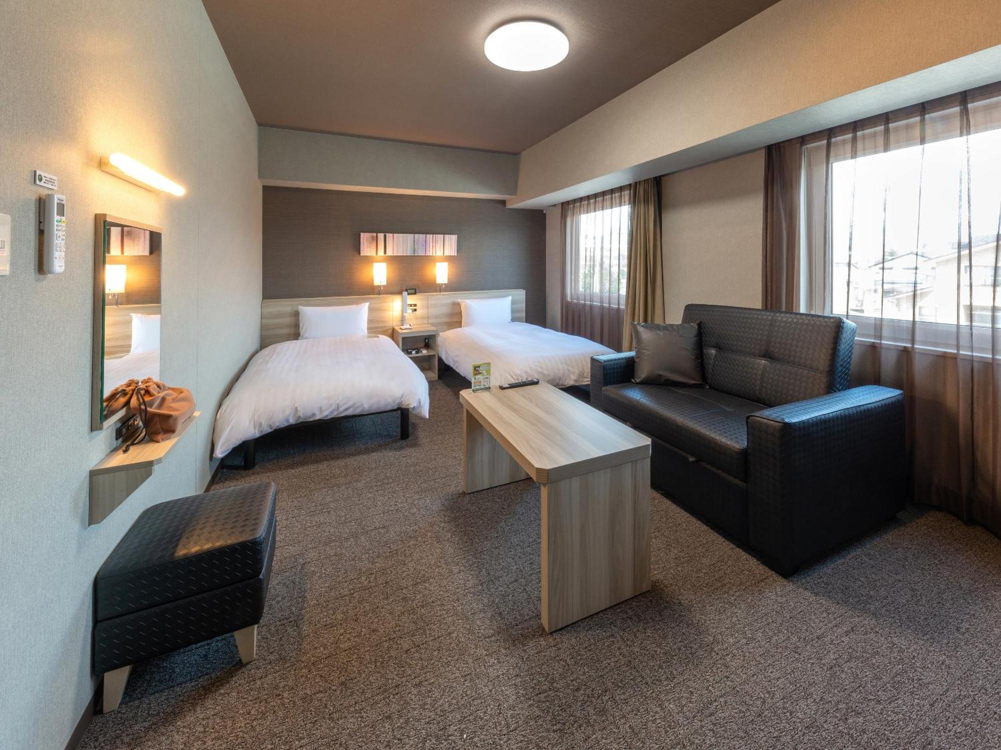 Hotel Route Inn Numata Numata  Екстериор снимка
